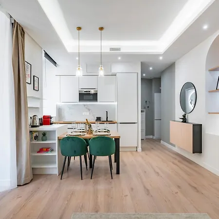 2mn Monaco - Luxueux Renove - As Apartment