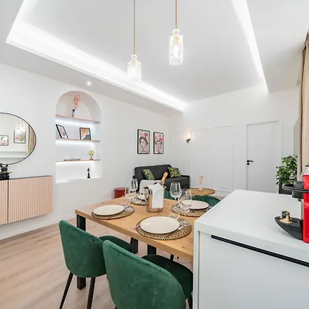 Apartamento 2mn Monaco - Luxueux Rénové - As *